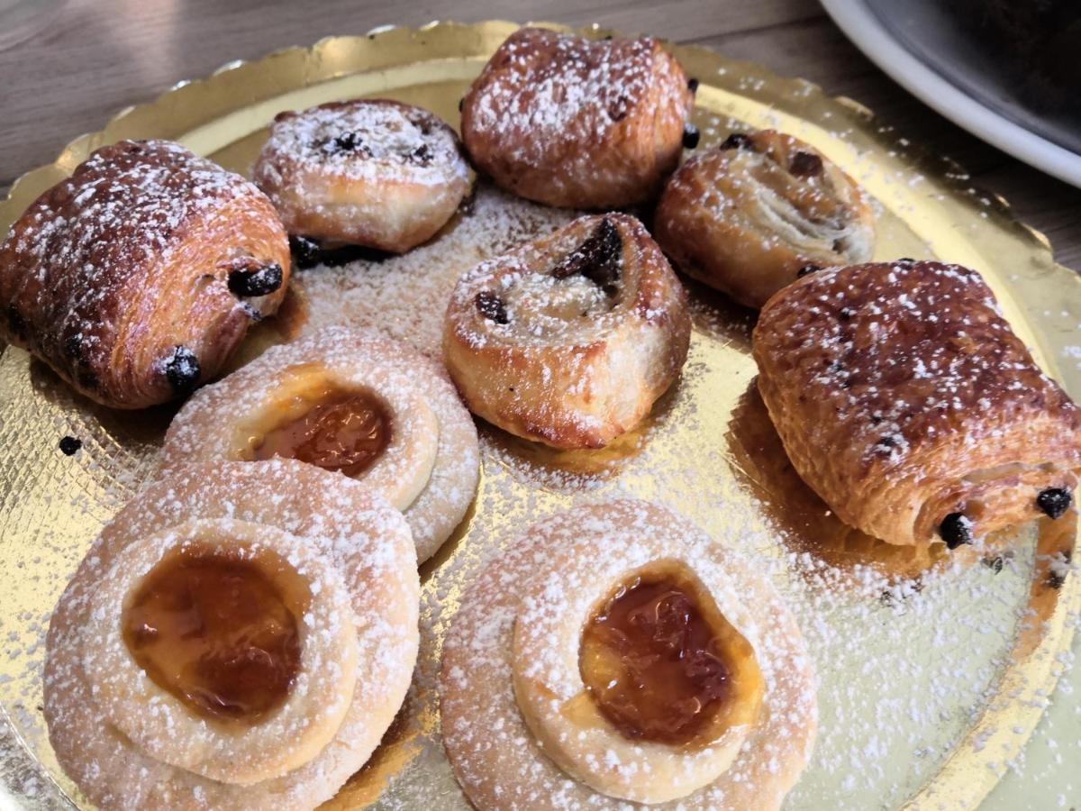 Hotel Iride Suite & Breakfast- Ideale Per Famiglie E Coppie 里乔内 外观 照片