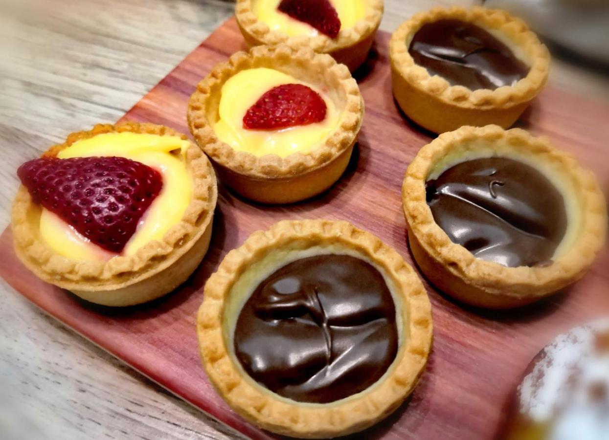 Hotel Iride Suite & Breakfast- Ideale Per Famiglie E Coppie 里乔内 外观 照片