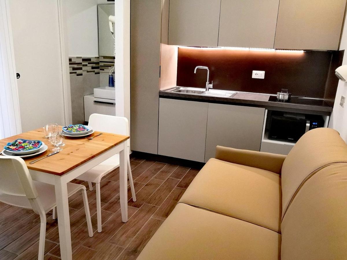 Hotel Iride Suite & Breakfast- Ideale Per Famiglie E Coppie 里乔内 外观 照片